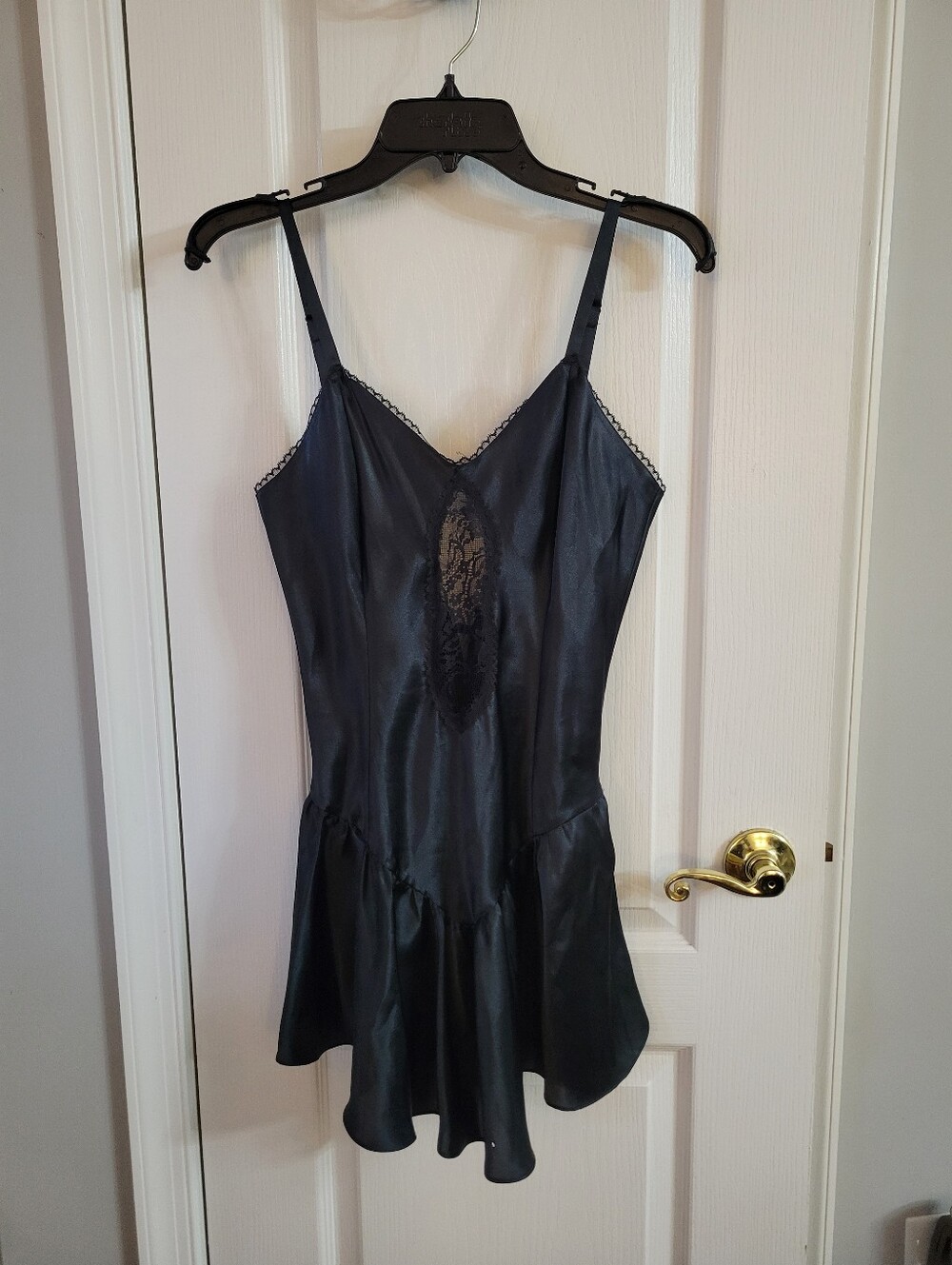 Victoria's Secret Black Satin & Lace Slip Dress Nightgown Size Small